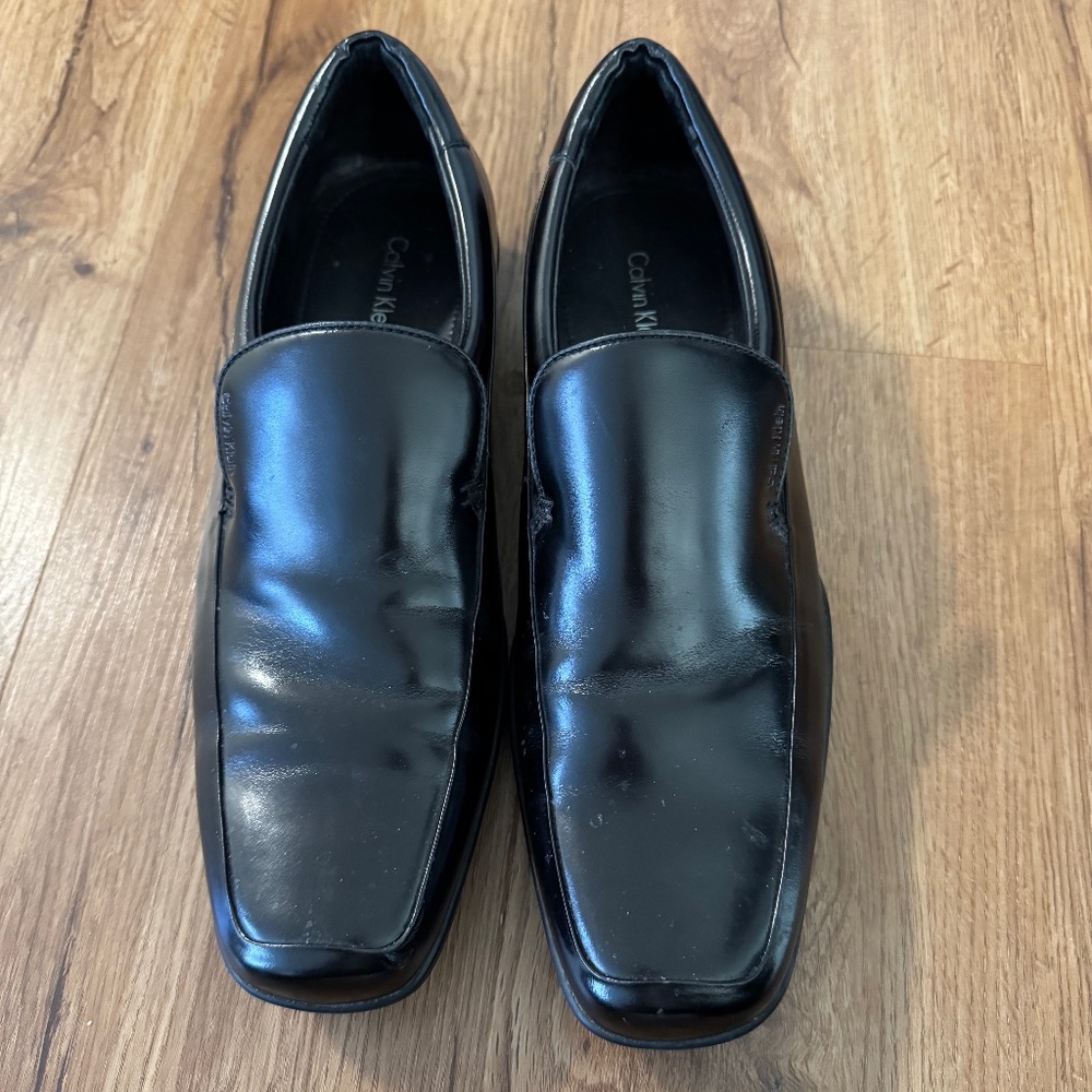 Men’s Calvin Klein black leather dress shoes - never worn